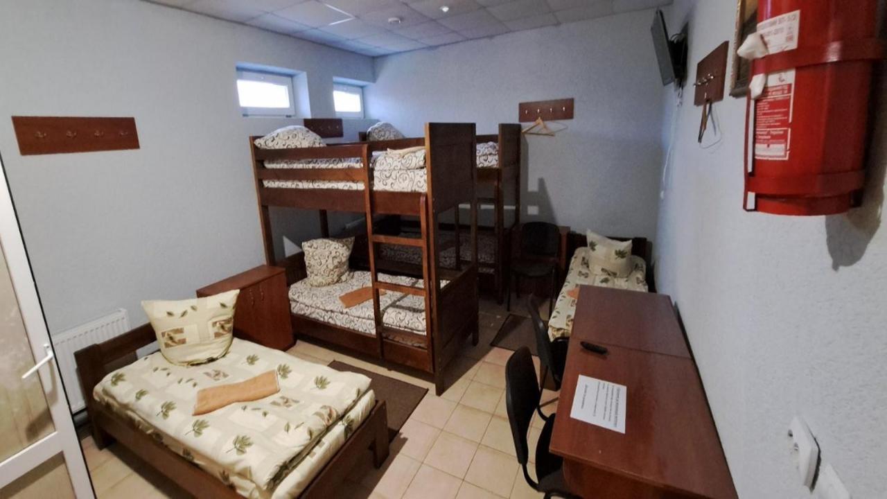 Мотель Ок Shepetivka Ngoại thất bức ảnh
